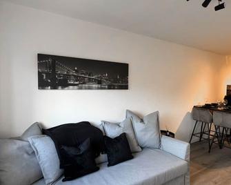 Apartment Close to the Studios - Borehamwood - Living room
