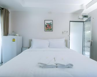 The Gun Hotel - Surin - Habitación