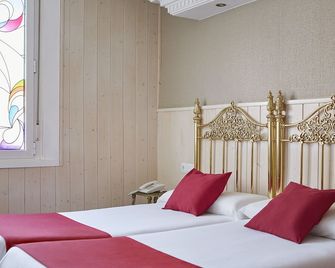 Hotel Dato - Vitoria - Habitación