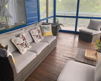 Howler House - Belize-stad - Huiskamer
