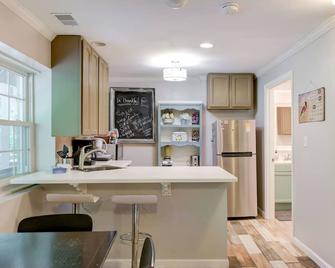 Secluded Family Home 15 miles to DC - Springfield
