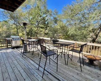 River Cabin - Hartford - Balkon