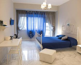 Authentic Sweet Home - Rome - Bedroom