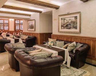 Grand Hotel Sole - Nitra - Lounge