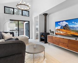 The Jindabread House - Jindabyne - Obývací pokoj
