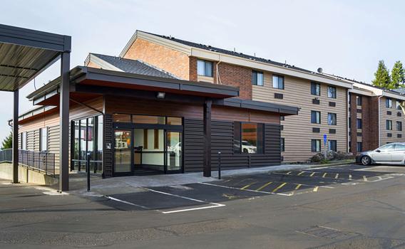 Clarion Inn And Suites 80 1 0 5 Clackamas Hotel Deals