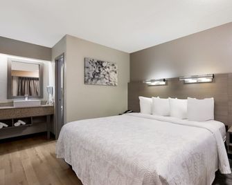Red Roof Inn Plus+ Chicago - Naperville - Naperville - Soverom