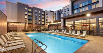 Homewood Suites by Hilton Long Beach Airport - Long Beach - Pool