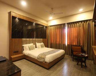 Hotel Rock Regency Mount Abu - A Boutique Rodetel - Mount Abu - Schlafzimmer