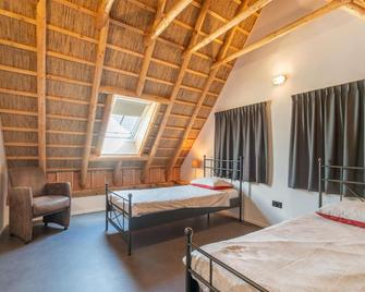 Farmhouse in Staphorst with sauna - Rouveen - Habitación