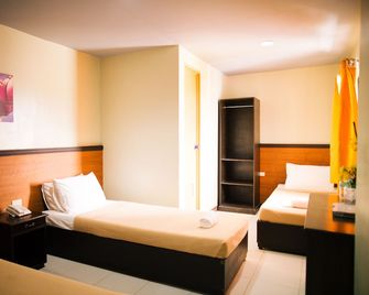 Ati-Atihan Festival Hotel - Kalibo - Ložnice