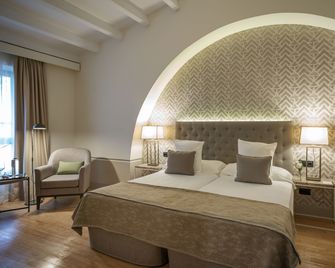 Hospes Palacio de Arenales & Spa - Cáceres - Makuuhuone