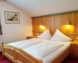 Alpen Appartements Lärchenhof - Lermoos - Schlafzimmer