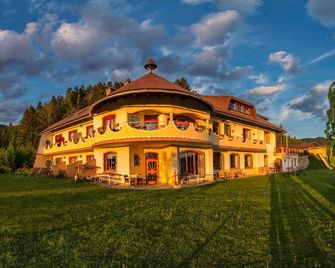 Bionest III - Arche organic country house - Eberstein