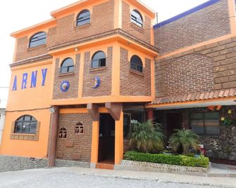 Posada Arny - Tepotzotlán - Edificio