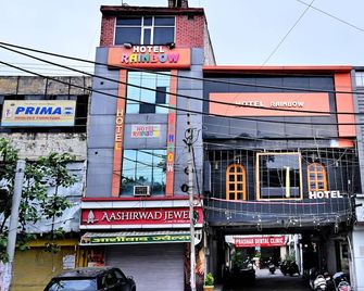 Hotel Rainbow - Yamuna Nagar - Edifício