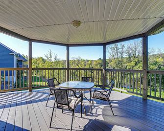 Spa & River - Aux Berges du Nord - Prévost - Balcon