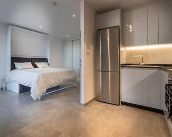 Top Studio with view-Hosted by Sweetstay - Gibraltar - Chambre