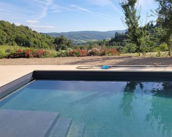 Independent apartment, - 4 people - Reillanne - Piscina