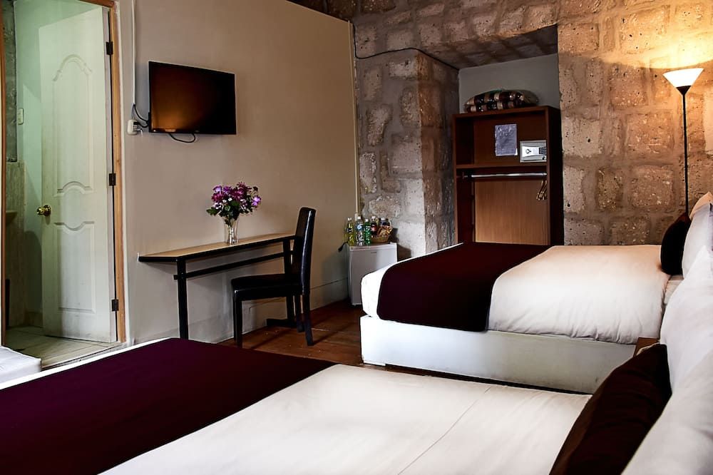 Hoteles Riviera Colonial - ארקיפה