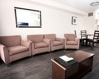 St Ives Apartments - Hobart - Lounge