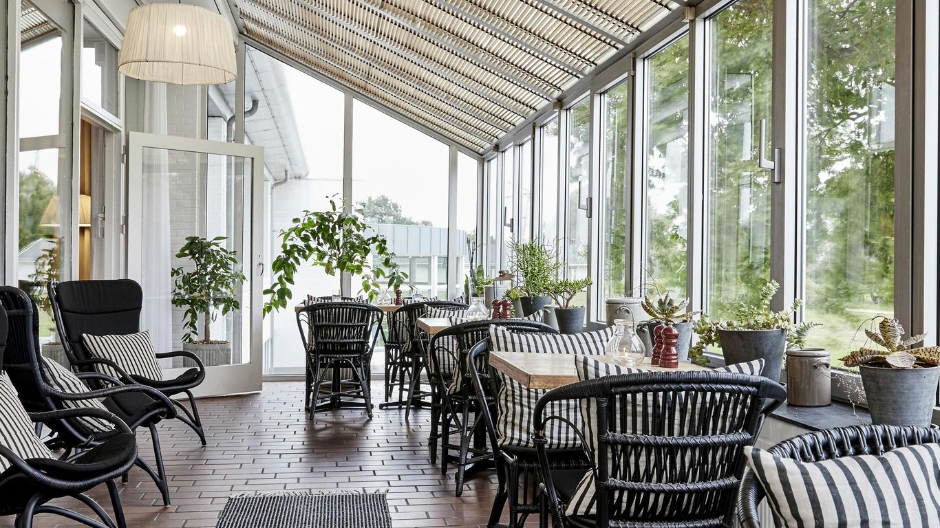 كومويل كوجى ستراند