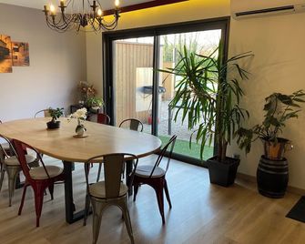 Au Petit Pressoir - Givry - Dining room