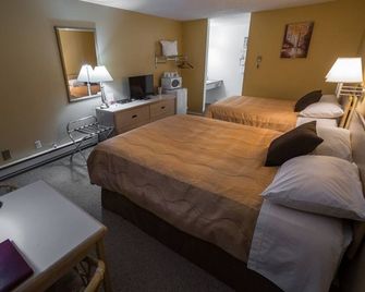 Westwood Motel 100 Mile House - 100 Mile House - Bedroom
