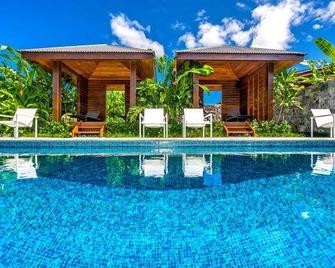 Luxico Sapphire (Heated Pool) - Airlie Beach - Piscine