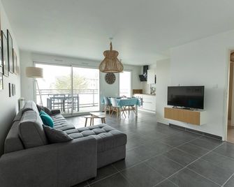 Riviera - T3 avec piscine partagée et parking proche plage Arzon - Arzon - Wohnzimmer