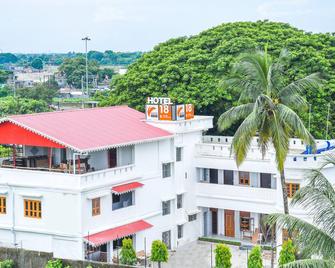 Hotel Insta 18 - Siliguri - Gebouw