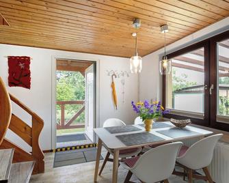 Ferienhaus Engert mit Holzofensauna - Althüttendorf - Comedor