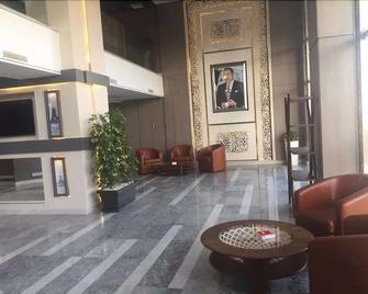 Molen - Nador - Lobby