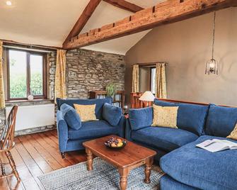Hollins Farm Barn - Kendal - Living room