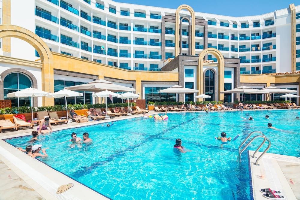 منتجع فندق وسبا ذا لوموس ديلوكس