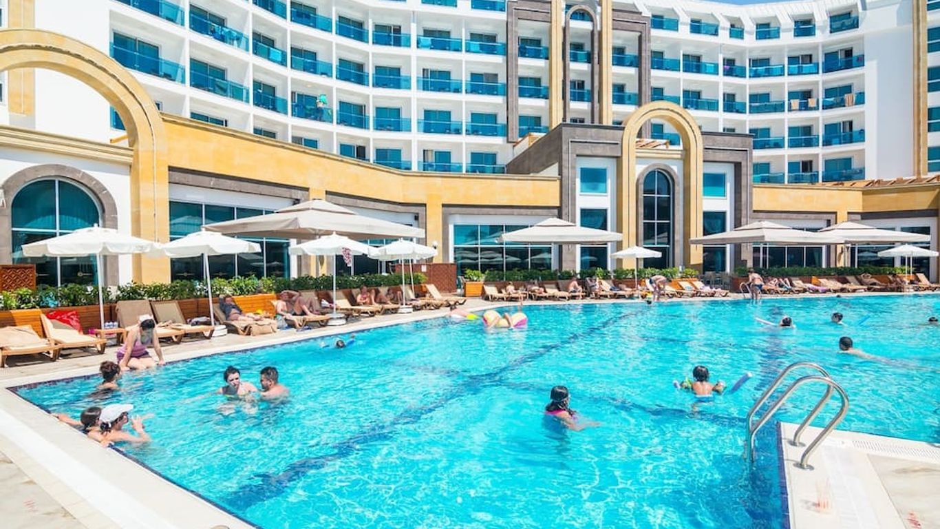 منتجع فندق وسبا ذا لوموس ديلوكس