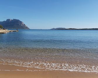 Hotel Il Faro di Molara - Porto San Paolo - Strand