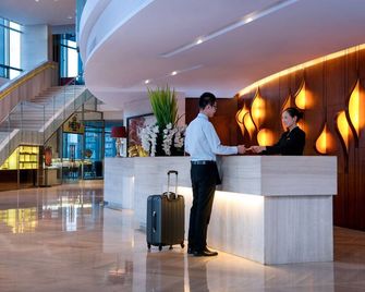 Huaqiang Plaza Hotel Shenzhen - שנג'ן - לובי