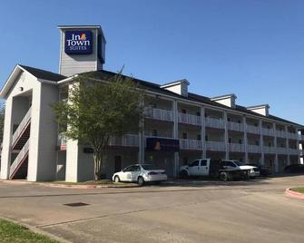 Intown Suites Extended Stay Houston Tx - Pasadena - Pasadena - Gebäude