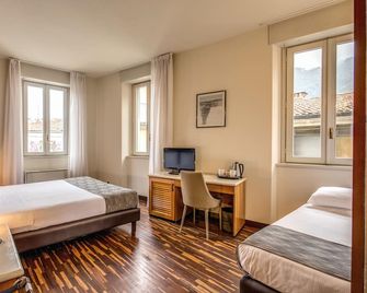 Albergo Firenze - Como - Slaapkamer