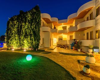 Oasis Scala Beach Hotel - Skala