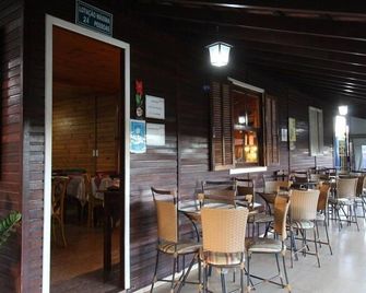 Monte Carlo Pousada - אולימפיה - מסעדה
