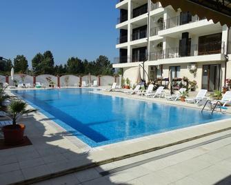 Cantilena Complex - Sunny Beach - Pool