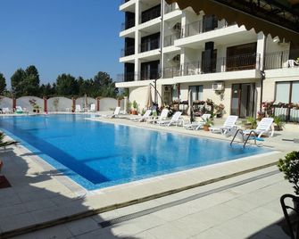 Cantilena Complex - Argentario - Piscine