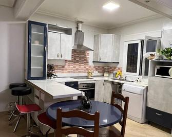 CT 355 AL - Faro's Pechina Rural - Disfruta de un Cortijo! - Pechina - Cocina