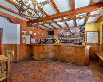 Hostal Alfonso XI - Guadalupe - Bar