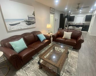 Bonvoyage-Sleep&sail Overnight Stays-Sleeps 6-8 - لونغ بيتش - غرفة معيشة