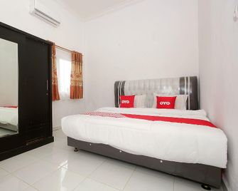 Hotel O Jasmine Kost Syariah - Jambi - Gebouw