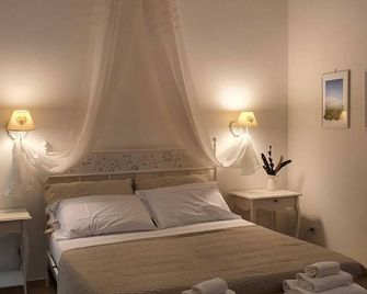 White Suite Polignano 08 - Polignano a Mare - Habitació