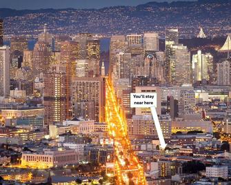 Central Guest Favorite: Walk to Everything: Steps from Valencia & Hayes Valley - San Francisco